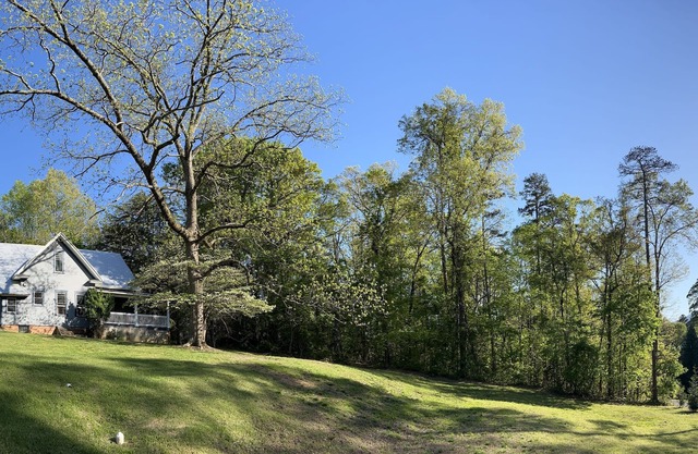 Vie moderne dans une maison WF Smith de 1897 entièrement restaurée au cœur de Tryon, NC