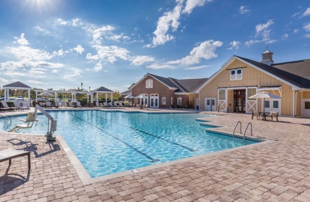 Historic Charm Meets Modern Comfort at Wyndham Governor's Green Resort -2 Bd Dlx