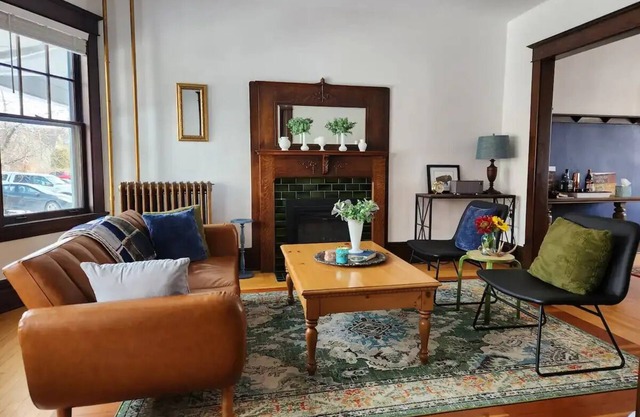 Historic Craftsman 3 Bedroom Home in Uptown Butte