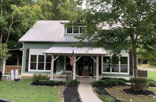 Historic Creekside Cottage 1859 Leiper Fork et Franklin TN! Aucun autre comme ça!