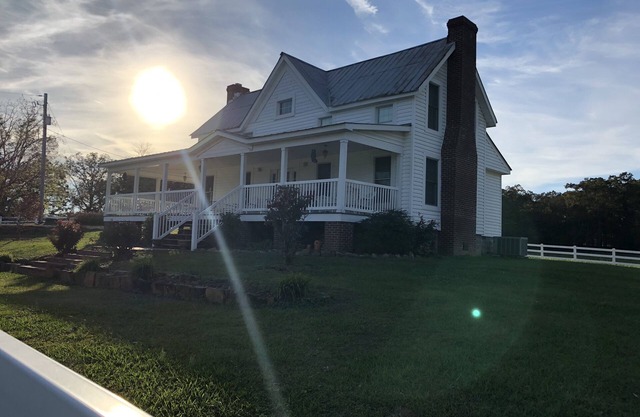 Ferme historique / vie privée / vues à couper le souffle - Facebook @Valley View Escape, LLC