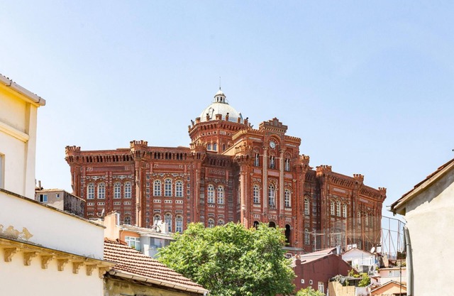 Historic House near Popular Landmarks in Balat