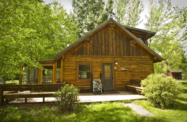 ranch historique / maison avec 1. 5 mi. de la rivière Yellowstone façade
