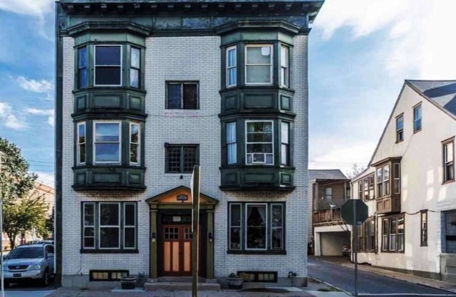 Historic Riverfront Penthouse w/ River Views
