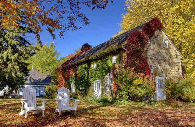 Historique maison en pierre de la rivière