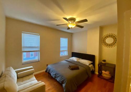 Historic Townhouse Oasis with En-suite Bathroom