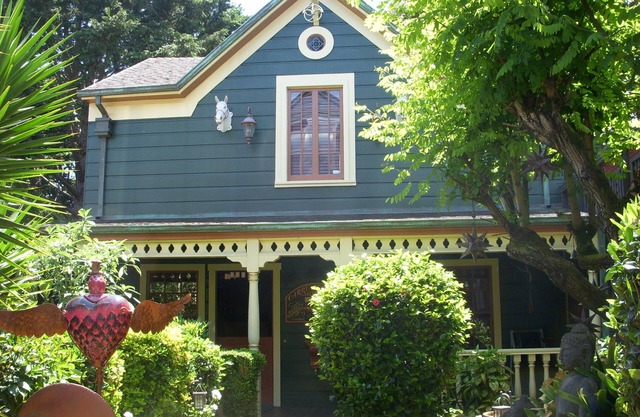 HISTORIQUE TRES ROMANTIQUE 1883 SAN FRANCISCO CARRIAGE HOUSE
