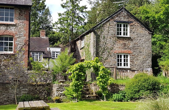 Historic Cottage Watermill entre Dartmoor et Exmoor avec 4 acres d'espaces verts