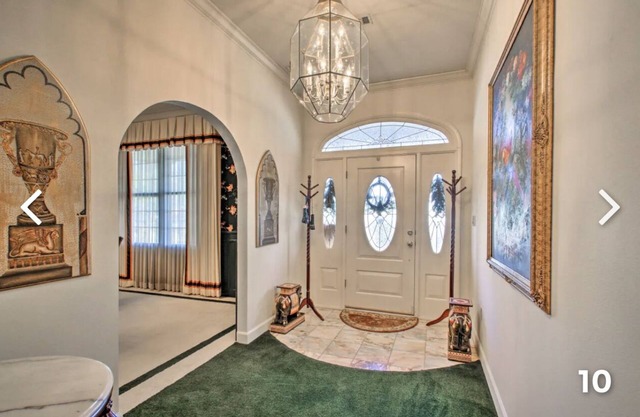 Historical Hot springs Home w Pool-1/2 mile to Oaklawn!