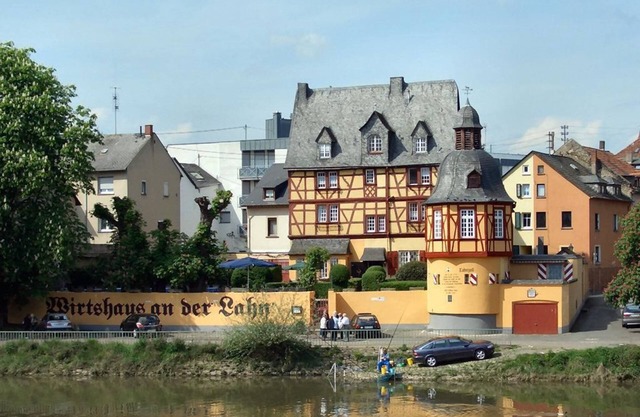 Historisches Wirtshaus an der Lahn