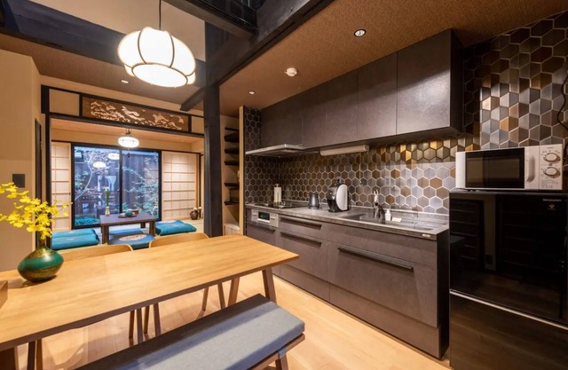 Hiyori Mitake Kyomachiya Charter Approximately 6 / Kyoto Kyōto