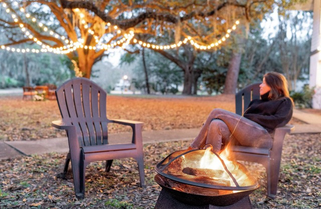 Hobson House ~ 15min to Downtown ~ Game Room ~ Fire Pit