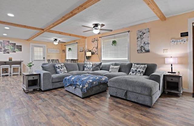 Hocking Hills- Perfect Summer Getaway- Dates are filling up