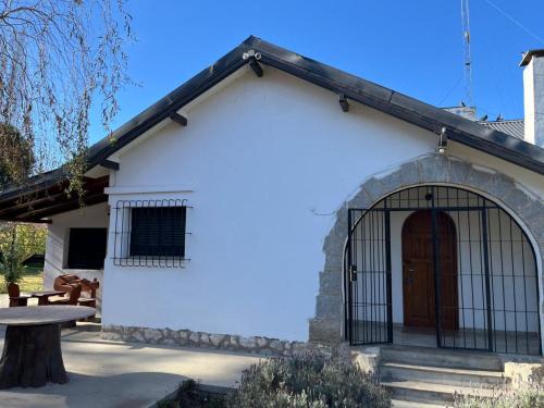 Hogar Lejano Cabañas y Río - Huerta Grande - Sierras de Córdoba