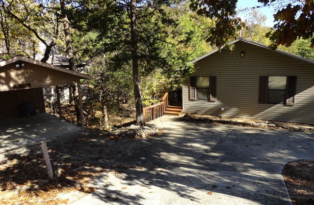Hojo's Cabin est une maison au bord du lac dans un cadre privé et calme, Wi-Fi
