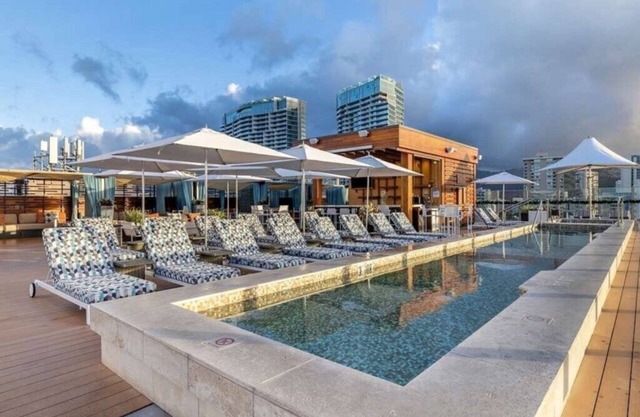 Hokulani Waikiki, a Hilton Grand Vacations Club - 1 Bedroom Plus - Double Beds - 1DP