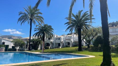 Hola Casa La Sella
