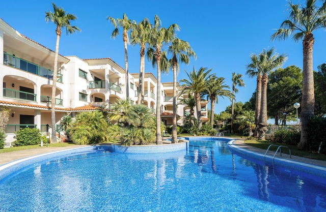 Appartement Holdiday "Costa Linda 1" avec vue sur la mer, piscine et Wi-Fi.