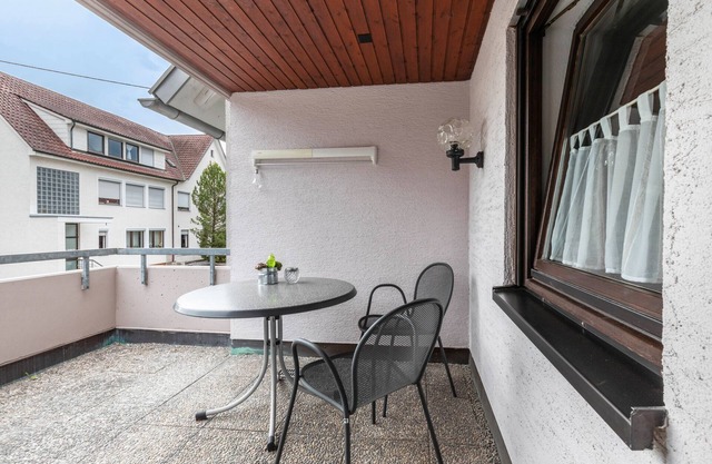 Holiday Apartment with Balcony and Wi-Fi