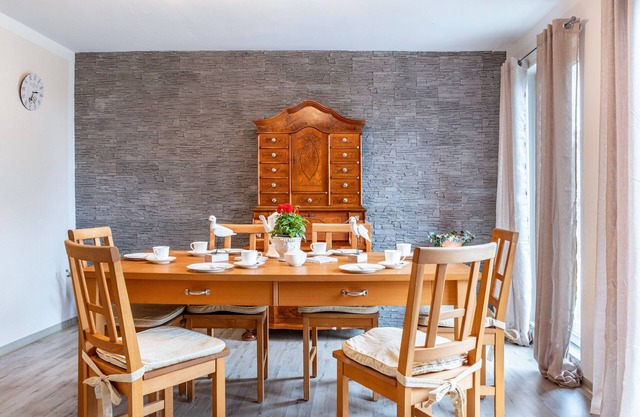 Appartement de vacances 'Watt'n Leben' avec jardin partagé et Wi-Fi