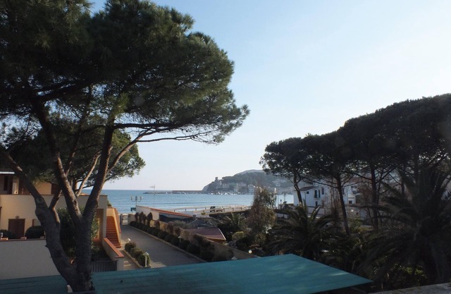 Appartement de vacances "Golden River 8" avec vue sur mer