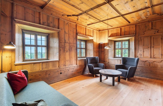 Appartement 'Ansitz Baumannhof 1818' avec vue sur les montagnes, jardin partagé et Wi-Fi