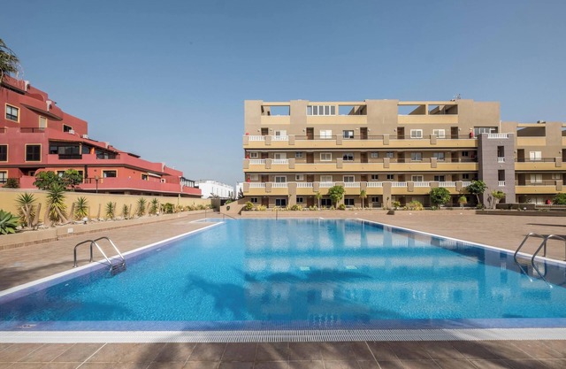 Appartement de vacances "Apartamento en el Medano" près de la plage avec Wi-Fi et piscine partagée.