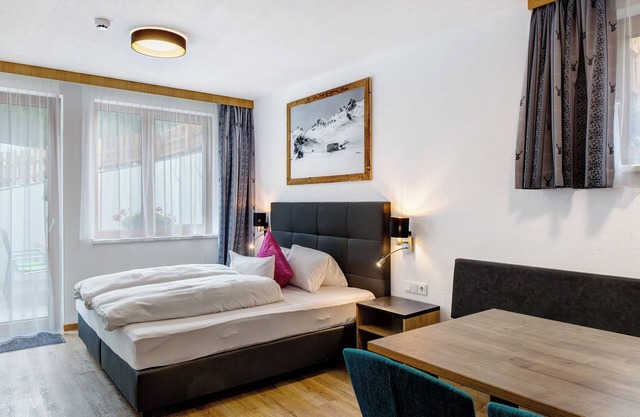Appartement "Ballunspitze" avec vue sur les montagnes, terrasse partagée et Wi-Fi