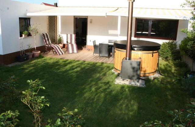 Appartement de vacances "An der Weinstraße" - appartement / appartement, douche, WC, terrasse