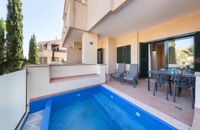 Appartement de vacances "El Oasis Malasia 16 Bajo A" avec piscine partagée, terrasse privée et Wi-Fi