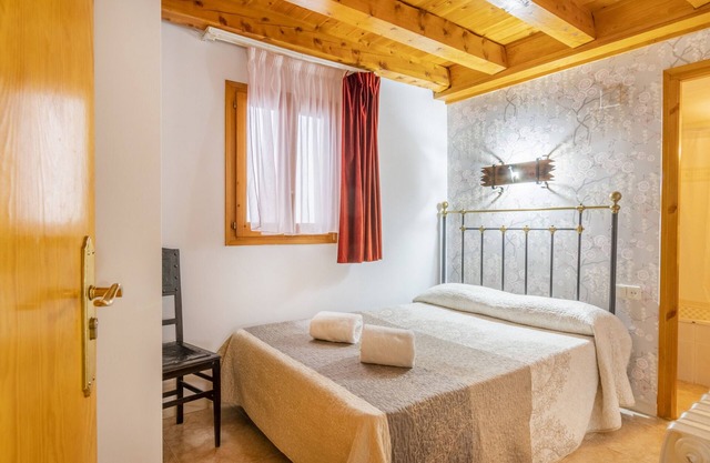 Appartement de vacances "Casa Batlle Ginebro" avec vue sur les montagnes et Wi-Fi