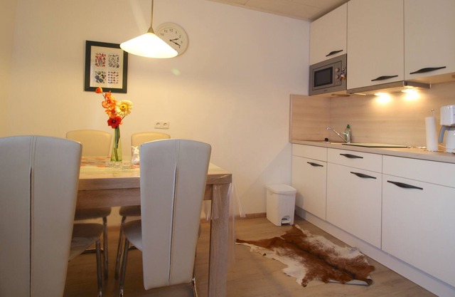 HOLIDAY APARTMENT "ESTERBERG"