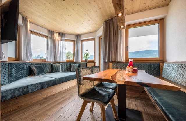 Appartement de vacances 'Forchnerhof Apt 2' avec vue sur la montagne, jardin partagé et Wi-Fi