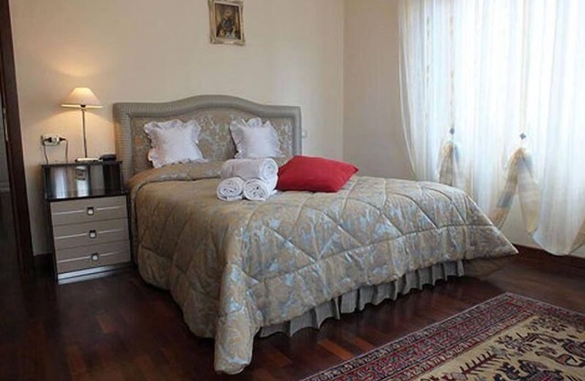 Appartement de vacances Bastia Umbra pour 1 - 10 personnes avec 4 chambres à coucher - Maison mitoye