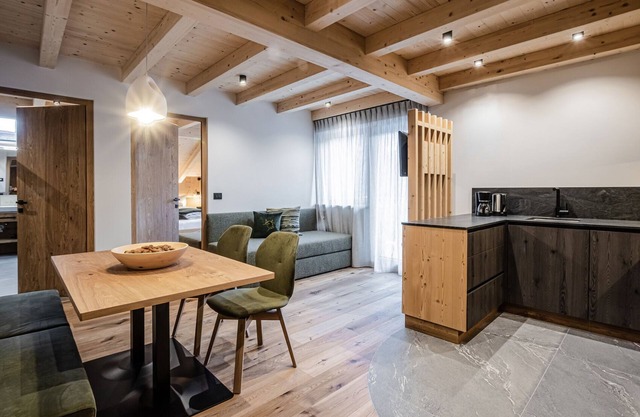 Appartement de vacances "Biohof Ruances Pastüra" avec vue montagne, balcon et Wi-Fi