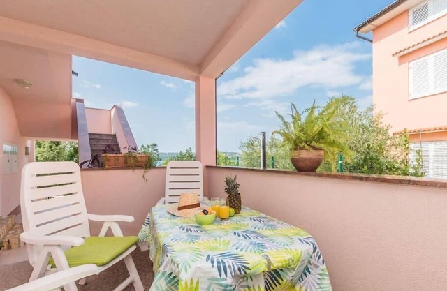 Appartement de vacances Klimno pour 1 - 4 personnes avec 1 chambre à coucher - Maison jumelée