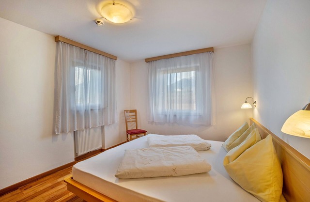 Appartement 'Linder 11' avec vue sur les montagnes, piscine partagée et Wi-Fi