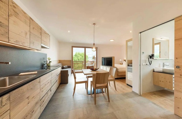 Appartement 'Natur Suite Edelweisshof Ferdi' avec vue sur les montagnes, jardin et Wi-Fi