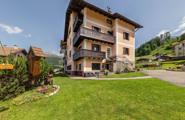 Appartement de vacances Primavera 2 avec vue sur les montagnes, Wi-Fi et jardin