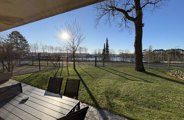 Appartement "Seerose" avec vue sur le lac, terrasse privée et Wi-Fi