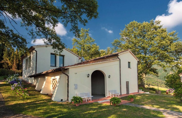 Appartement de vacances Toscane, Ancienne ferme, Nature, Piscine, 4 personnes