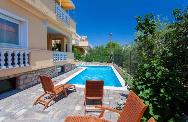 Appartement de vacances de la climatisation et l'utilisation de la piscine