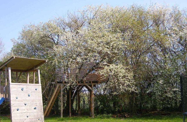 Appartement de vacances avec chauffage au sol, cheminée et terrasse