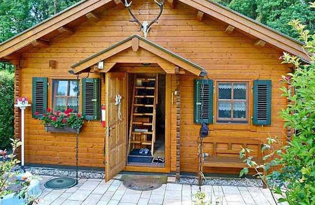 Log cabane en rondins non-fumeur de haute qualité - Ferienblockhaus- "Laura" à Erzgebirge