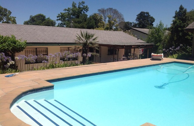 NEWLY RENOVATED 4 BED WITH SUN DRENCHED POOL