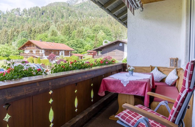 Appartement de vacances "Annamirl" avec balcon, vue sur les montagnes et Wi-Fi