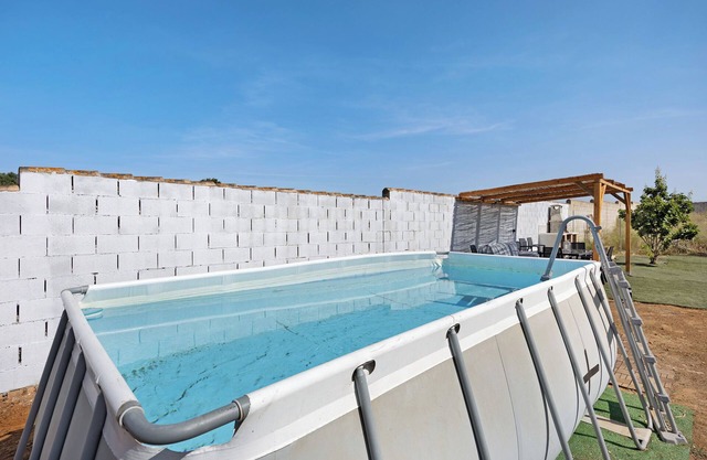 Maison de vacances 'Manoli' avec piscine privée, Wi-Fi et climatisation