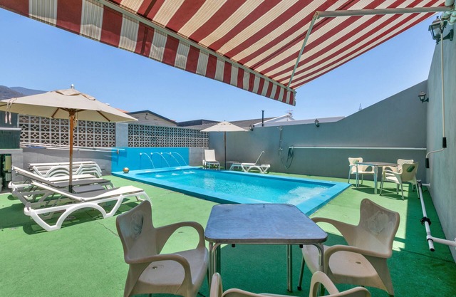 Holiday Home 'Casa La Coqueta' with Shared Pool, Wi-Fi and Air Conditioning