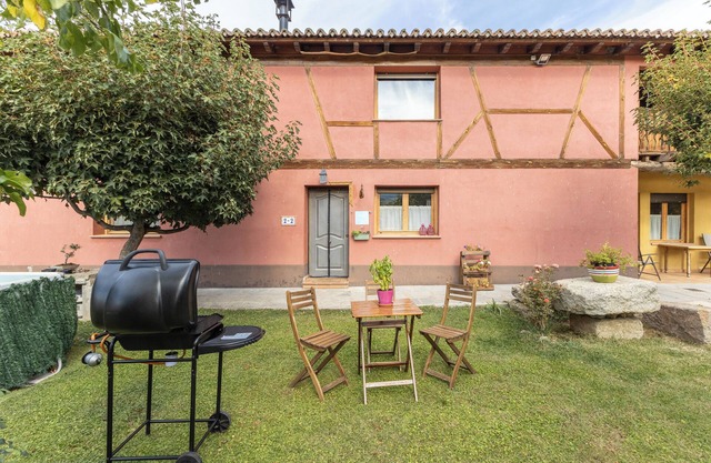 Maison de vacances 'El Mirador Del Gato 1' avec vue sur la montagne, piscine partagée et Wi-Fi