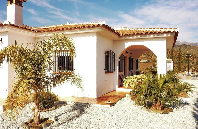 Maison de vacances indépendante avec piscine